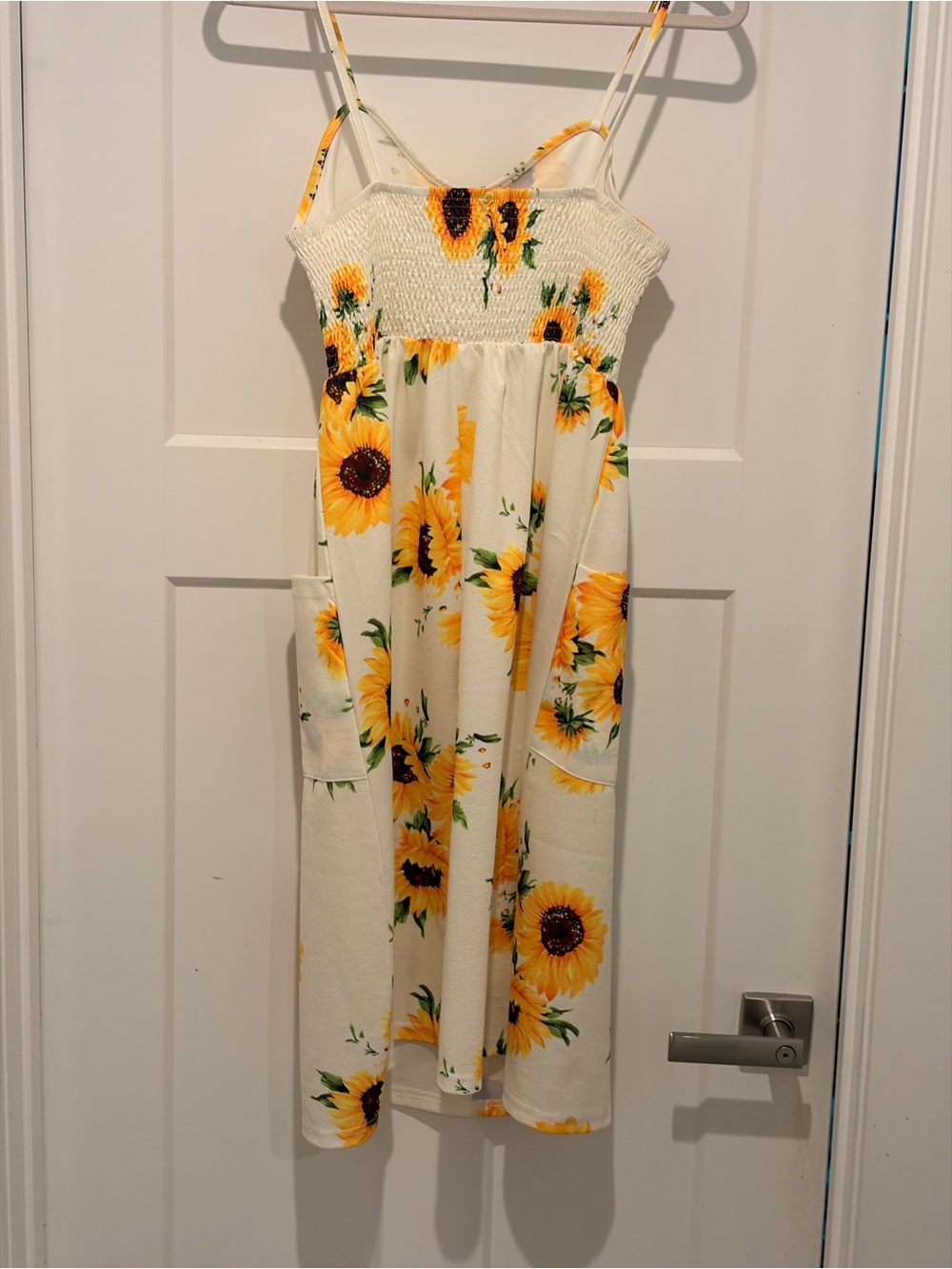 NWOT Women’s Small Sunflower Button-Front Midi Dress with pockets - Picture 6 of 6